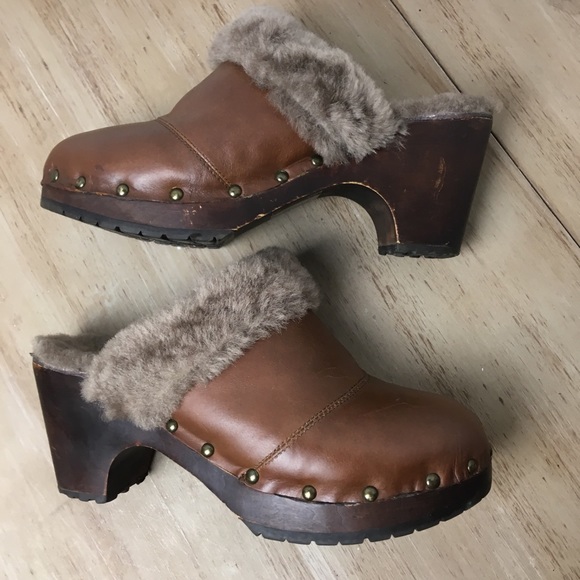 Matisse Shoes - Matisse Clogs Anthro “Aspen” fur lined 9